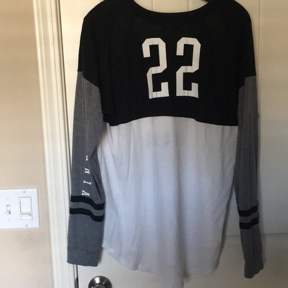 Long sleeve top - Picture 2 of 5